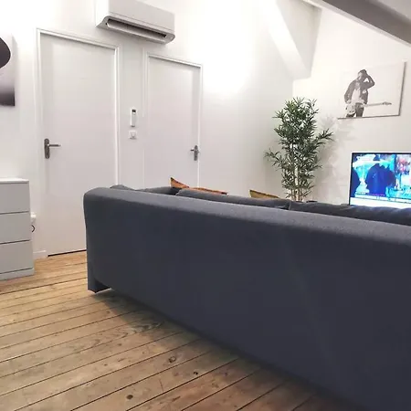 Apartment Les Toits De Jean Jacques Rousseau *