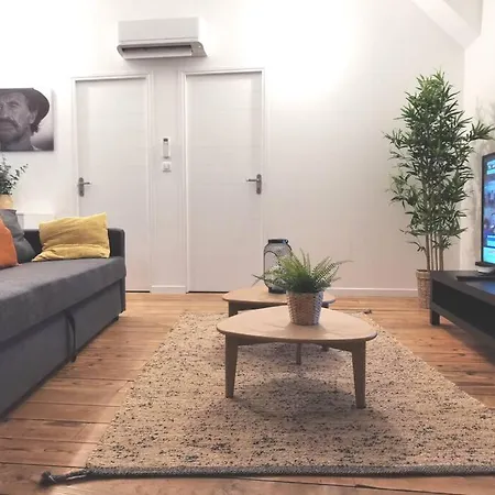 Apartment Les Toits De Jean Jacques Rousseau