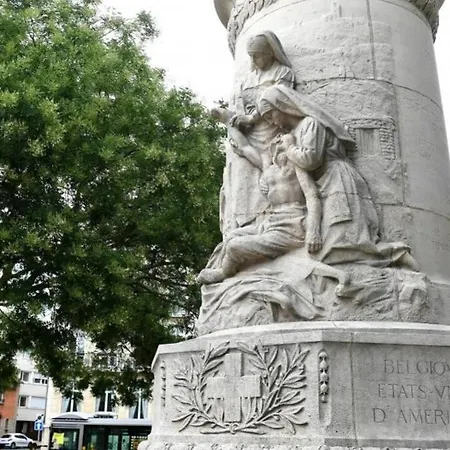 Les Toits De Jean Jacques Rousseau