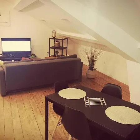 Les Toits De Jean Jacques Rousseau Apartment *
